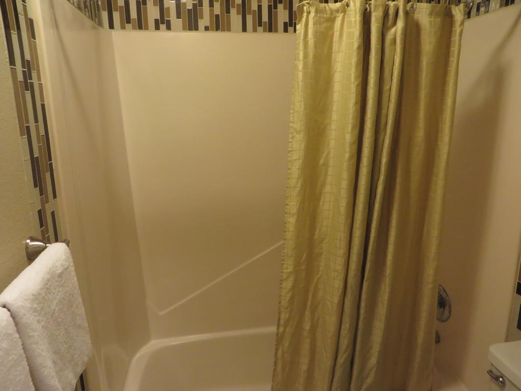 Riverside Suites North Mankato Экстерьер фото